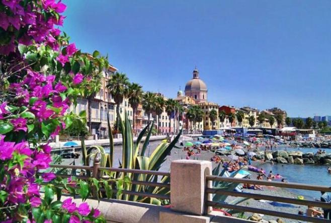 La Casetta A Due Passi Dal Mare Genua Exterior foto